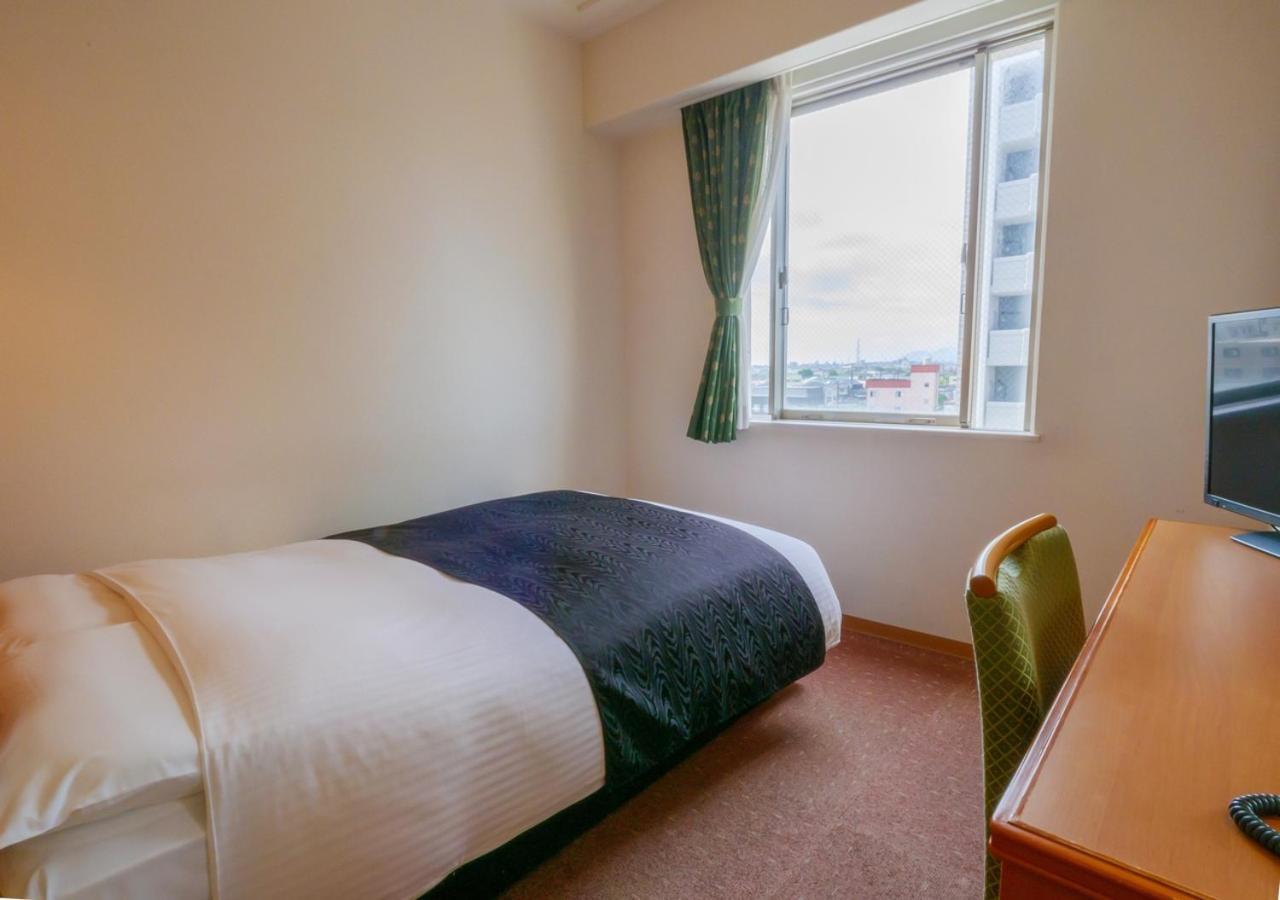 Apa Hotel Miyazaki Nobeoka Ekimae Bagian luar foto